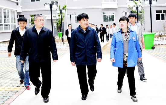 壯大項(xiàng)目舞龍頭  凝心聚力促轉(zhuǎn)型