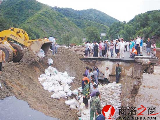 赴川搶通保暢突擊隊(duì)載譽(yù)歸來