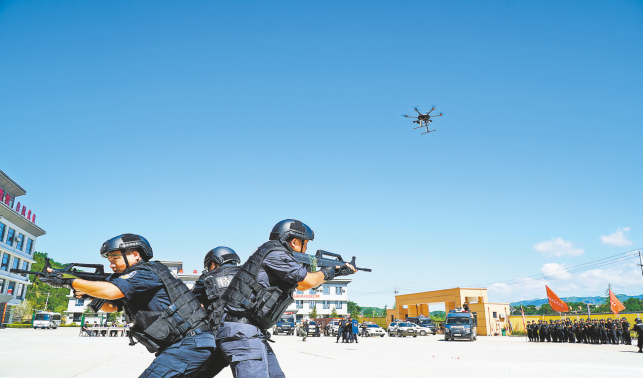 比武競(jìng)賽強(qiáng)本領(lǐng)