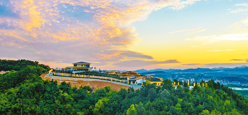 完整準確全面貫徹新發展理念 精心描繪中國式現代化縣域圖景